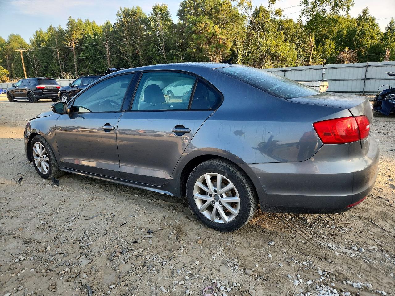 2011 Volkswagen Jetta Se Gray vin: 3VWBX7AJ3BM046794