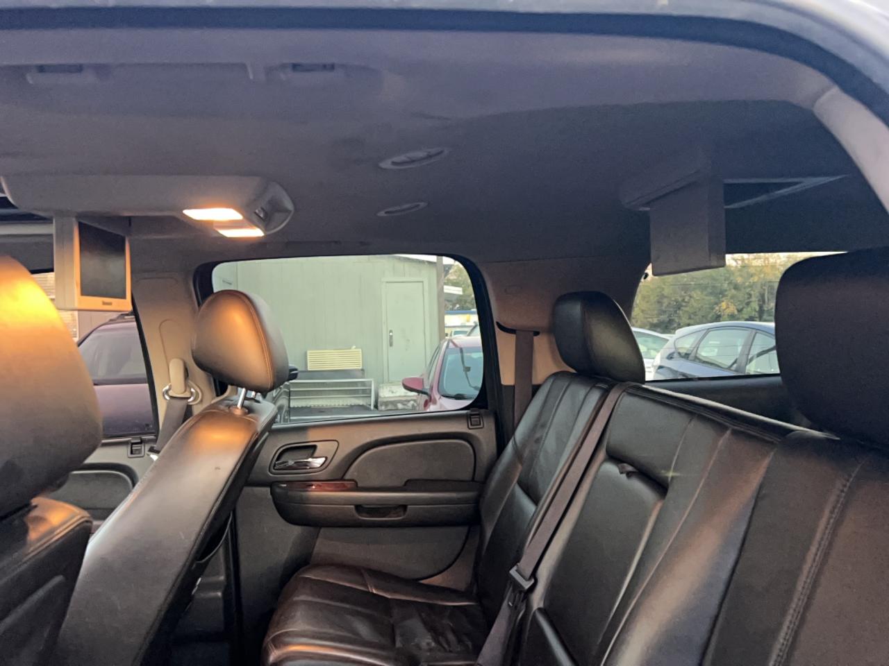 2012 Chevrolet Suburban K1500 Lt Черный vin: 1GNSKJE78CR123521
