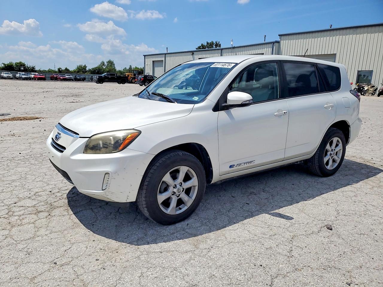 2013 Toyota Rav4 Ev Base Белый vin: 2T3YL4DV4DW002262