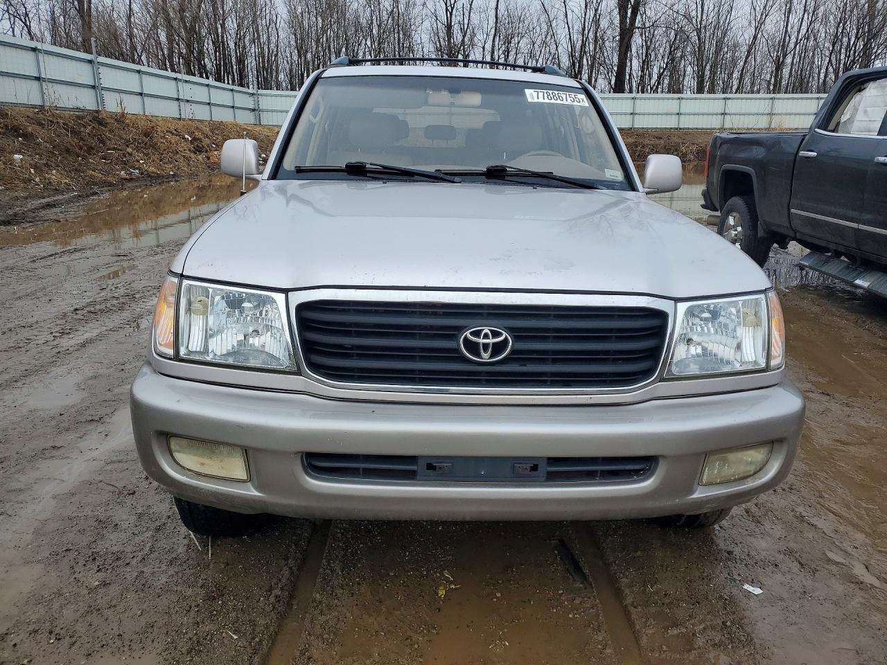 1998 Toyota Land Cruiser Silver vin: JT3HT05J2W0003684