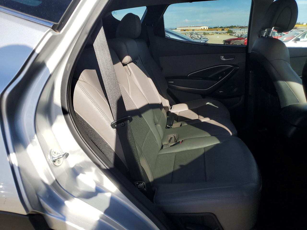 2014 Hyundai Santa Fe Sport 2.0t Серебряный vin: 5XYZW3LA5EG207254