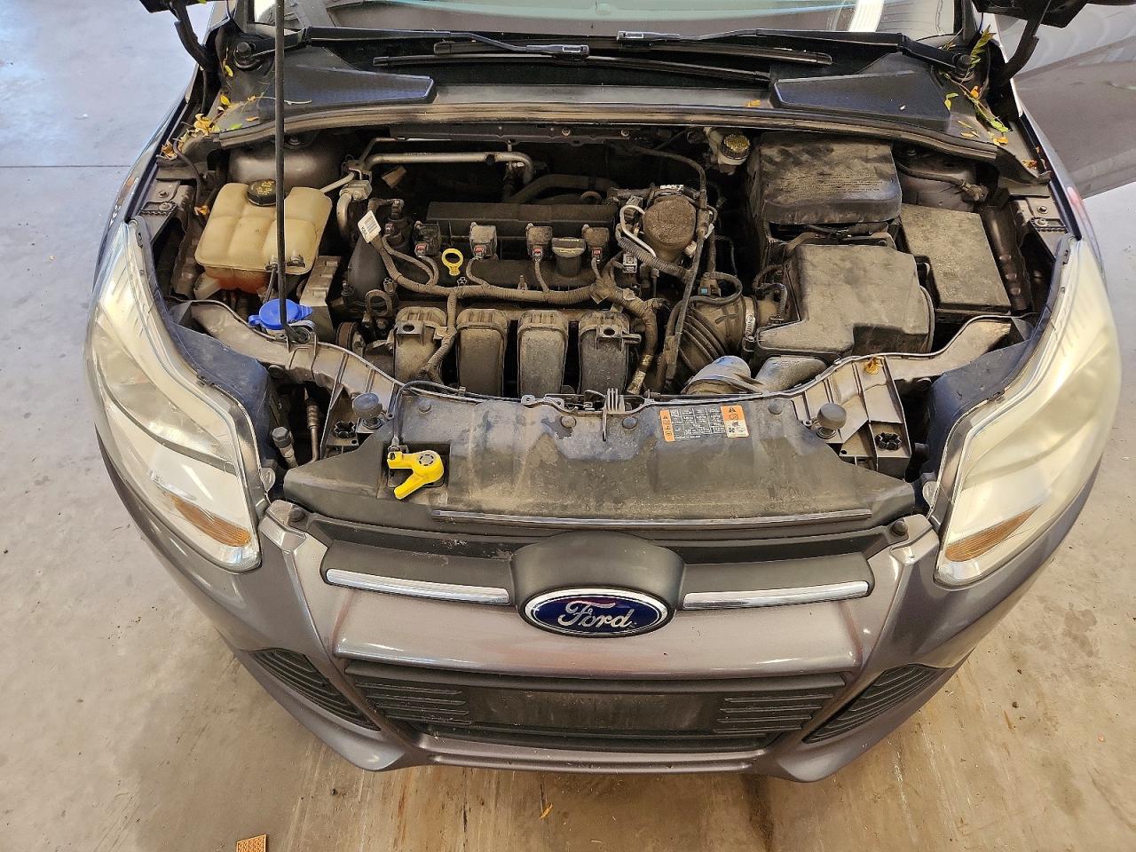 2014 Ford Focus Se Серый vin: 1FADP3K27EL377546