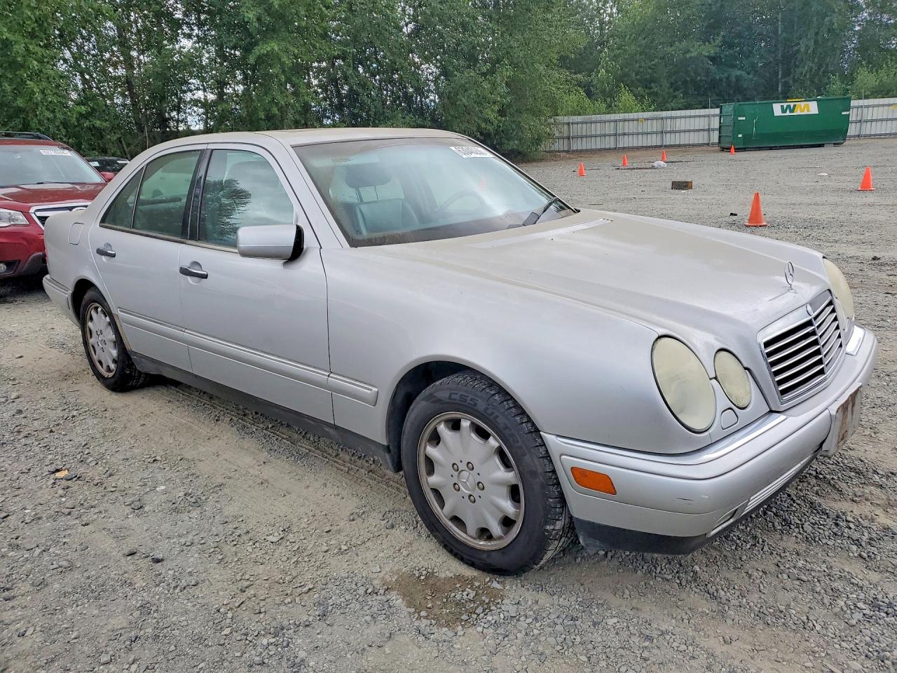 1999 Mercedes-benz E 320 4matic Silver vin: WDBJF82H4XX018540