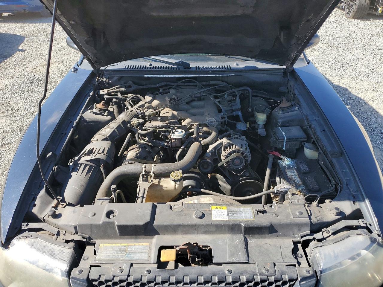 2001 Ford Mustang Черный vin: 1FAFP44421F200263