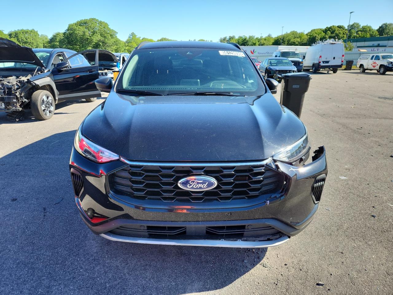 2025 Ford Escape St Line Черный vin: 1FMCU0MN8SUA10001 Damage: Grille, Broken, Replacement Required