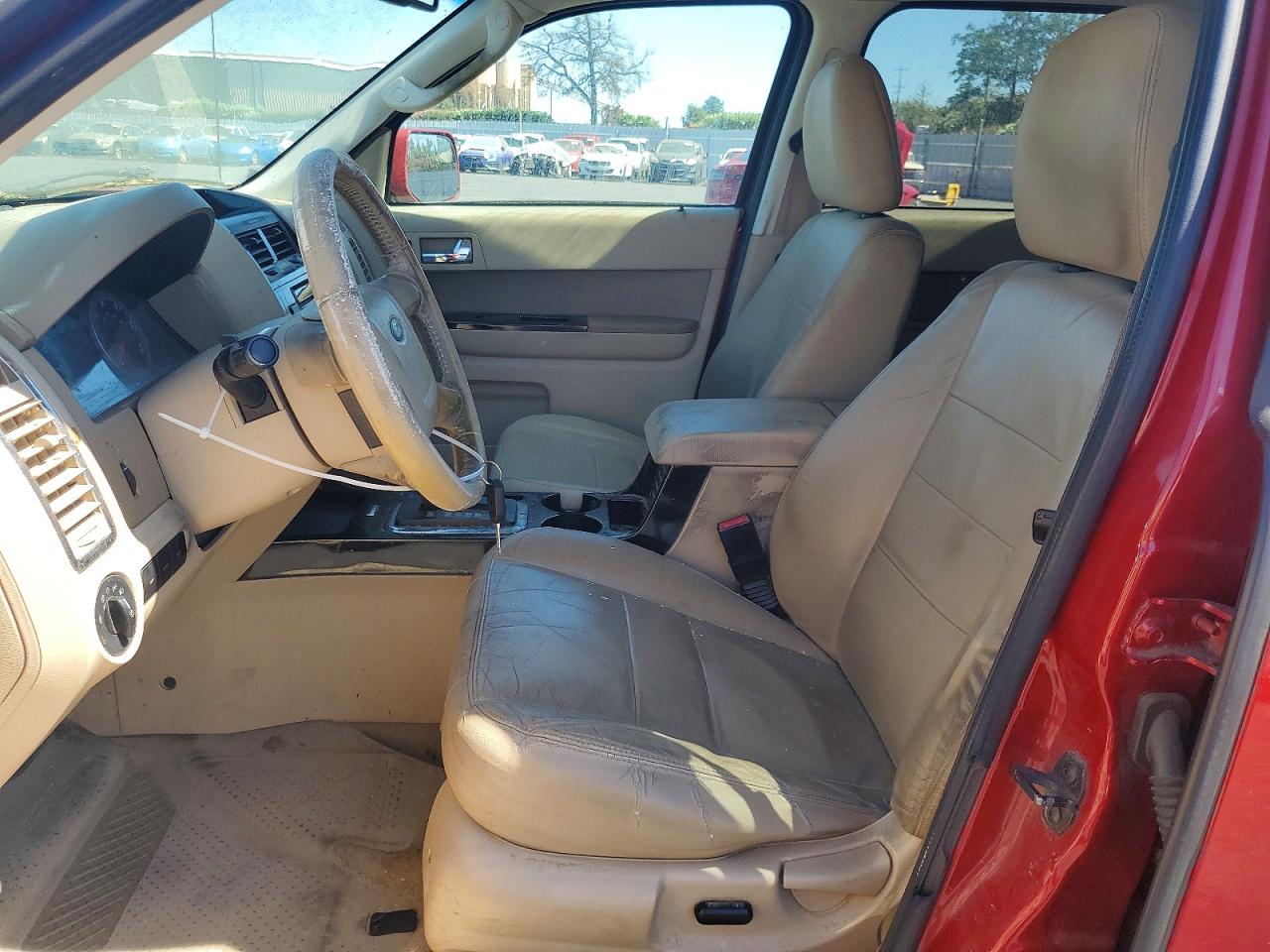 2010 Ford Escape Limited Red vin: 1FMCU9EG2AKB10867