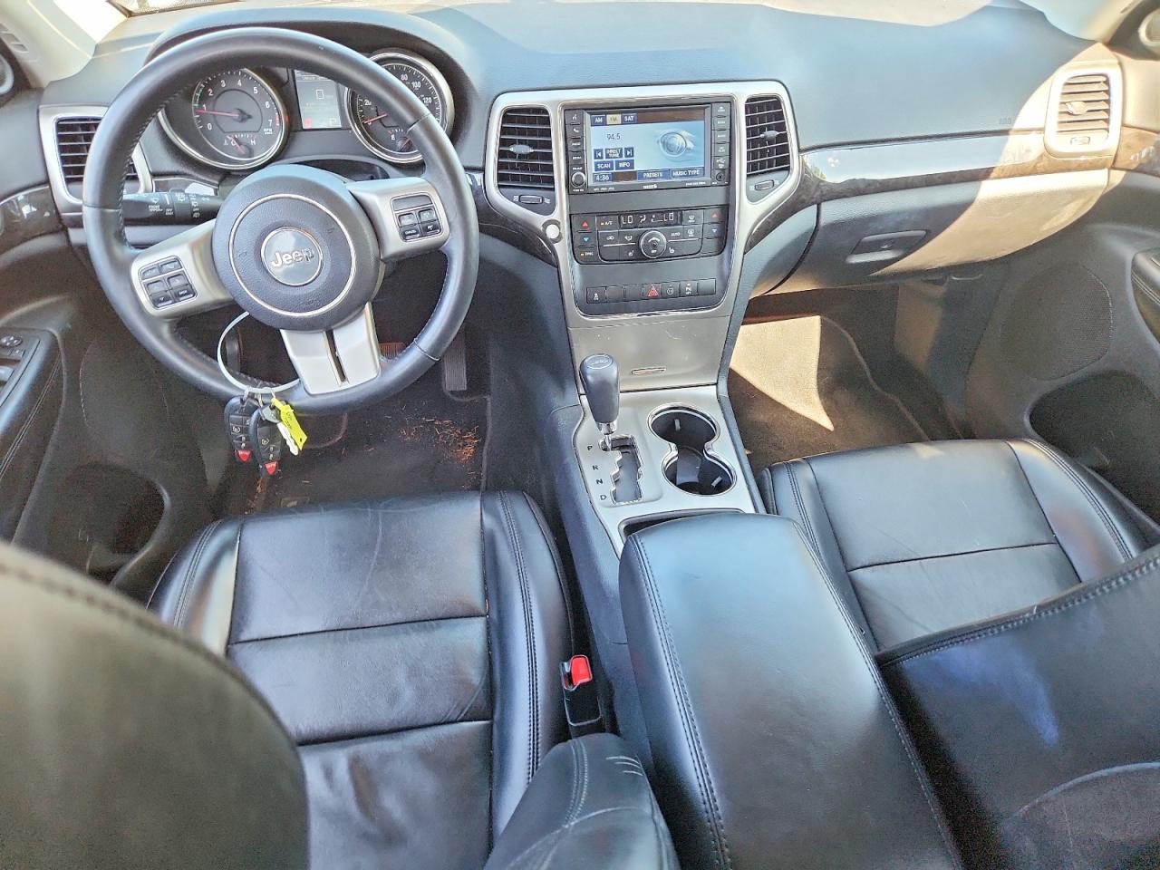 2011 Jeep Grand Cherokee Laredo Black vin: 1J4RR4GG8BC528114