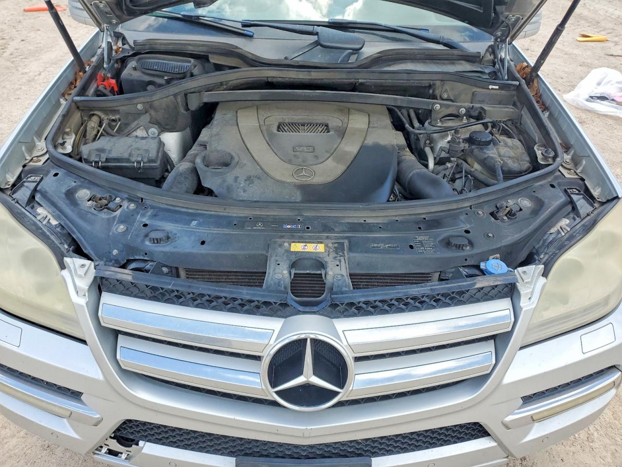 2012 Mercedes-benz Gl 450 4matic Серебряный vin: 4JGBF7BEXCA783315