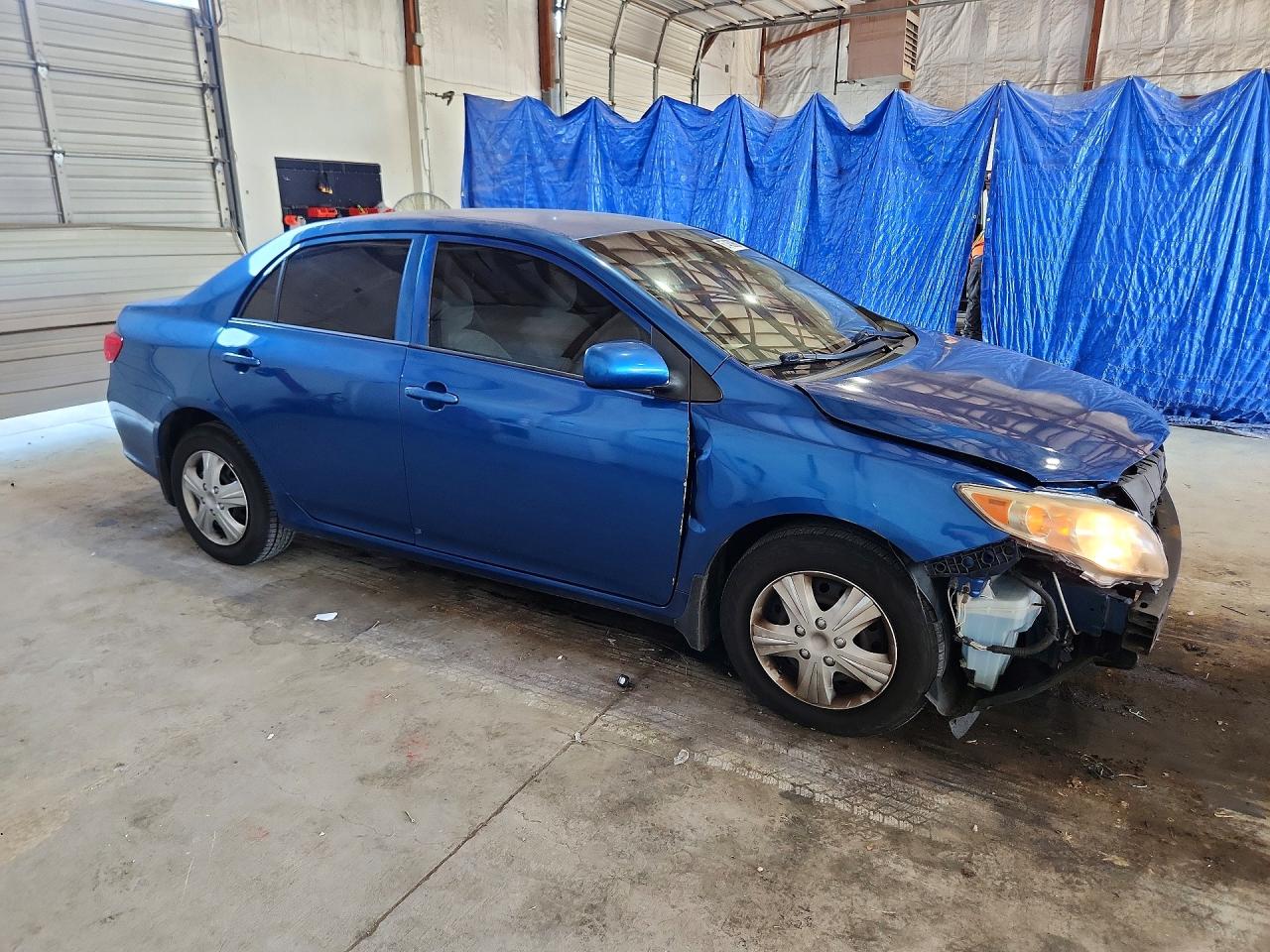 2009 Toyota Corolla Le Blue vin: JTDBL40E39J031687