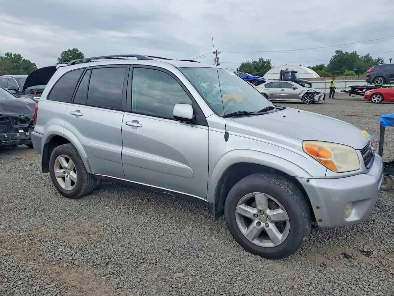 2005 Toyota Rav4 Base Silver vin: JTEHD20V156028954