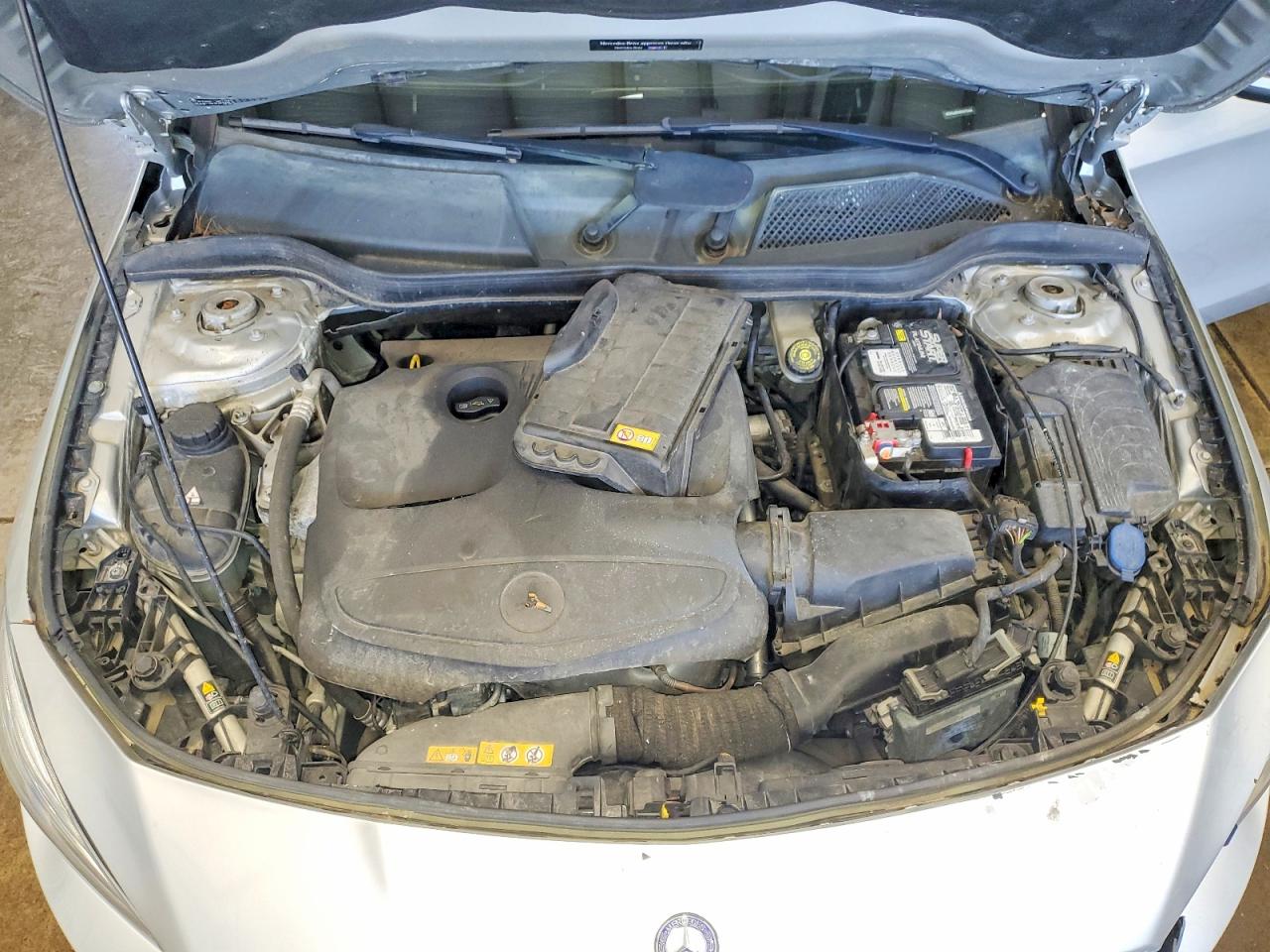 2014 Mercedes-benz Cla 250 Серебряный vin: WDDSJ4EB4EN070446
