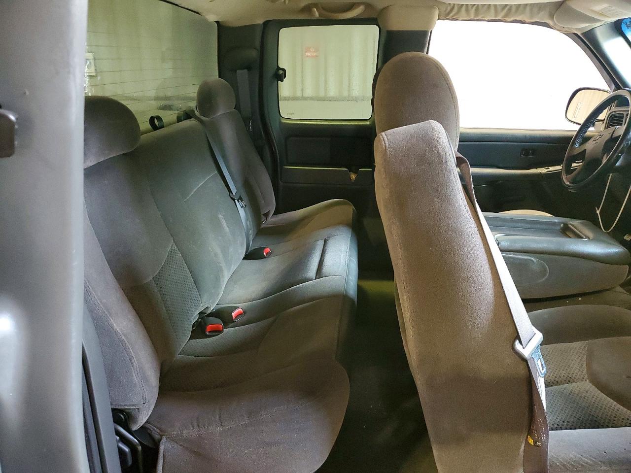 2006 Chevrolet Silverado K1500 Red vin: 1GCEK19V76Z248982