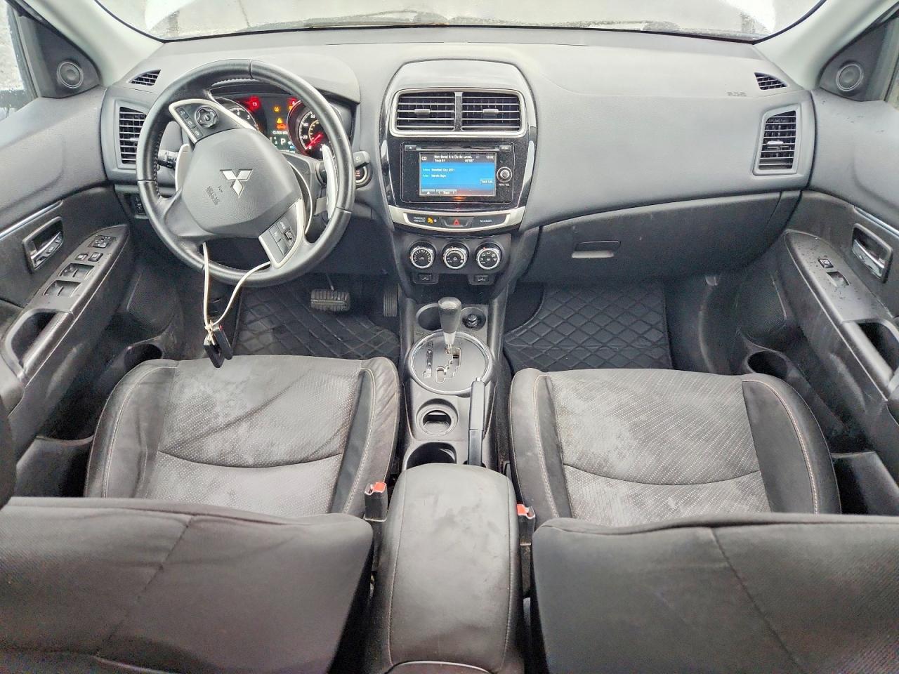 2015 Mitsubishi Outlander Sport Se Серебряный vin: 4A4AP4AU0FE006037