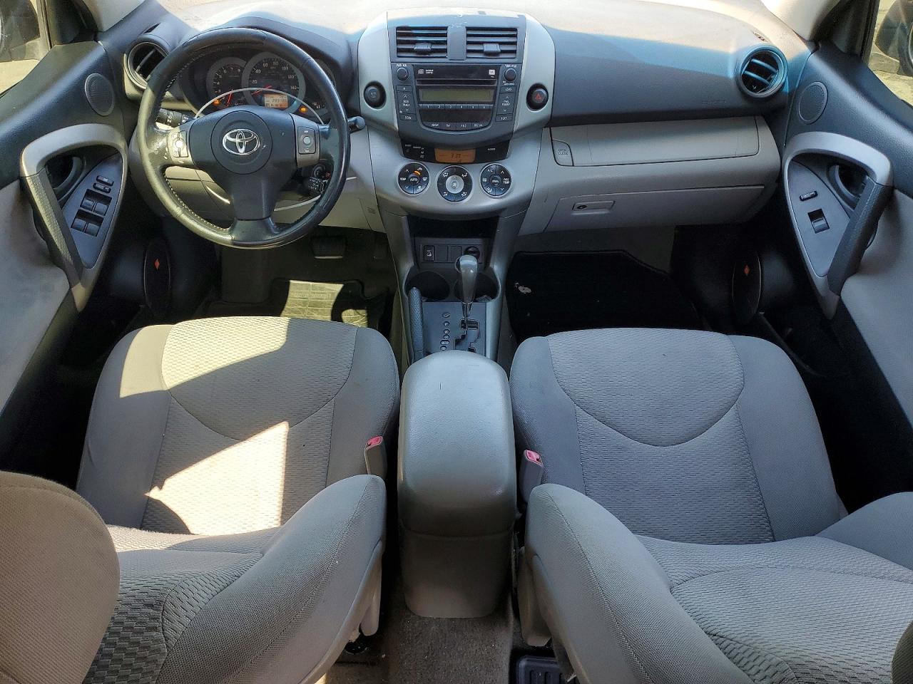 2008 Toyota Rav4 Limited Silver vin: JTMZK34V285022914