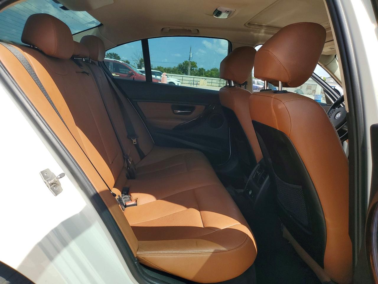 2013 Bmw 328 Xi Sulev White vin: WBA3B5C58DF593943