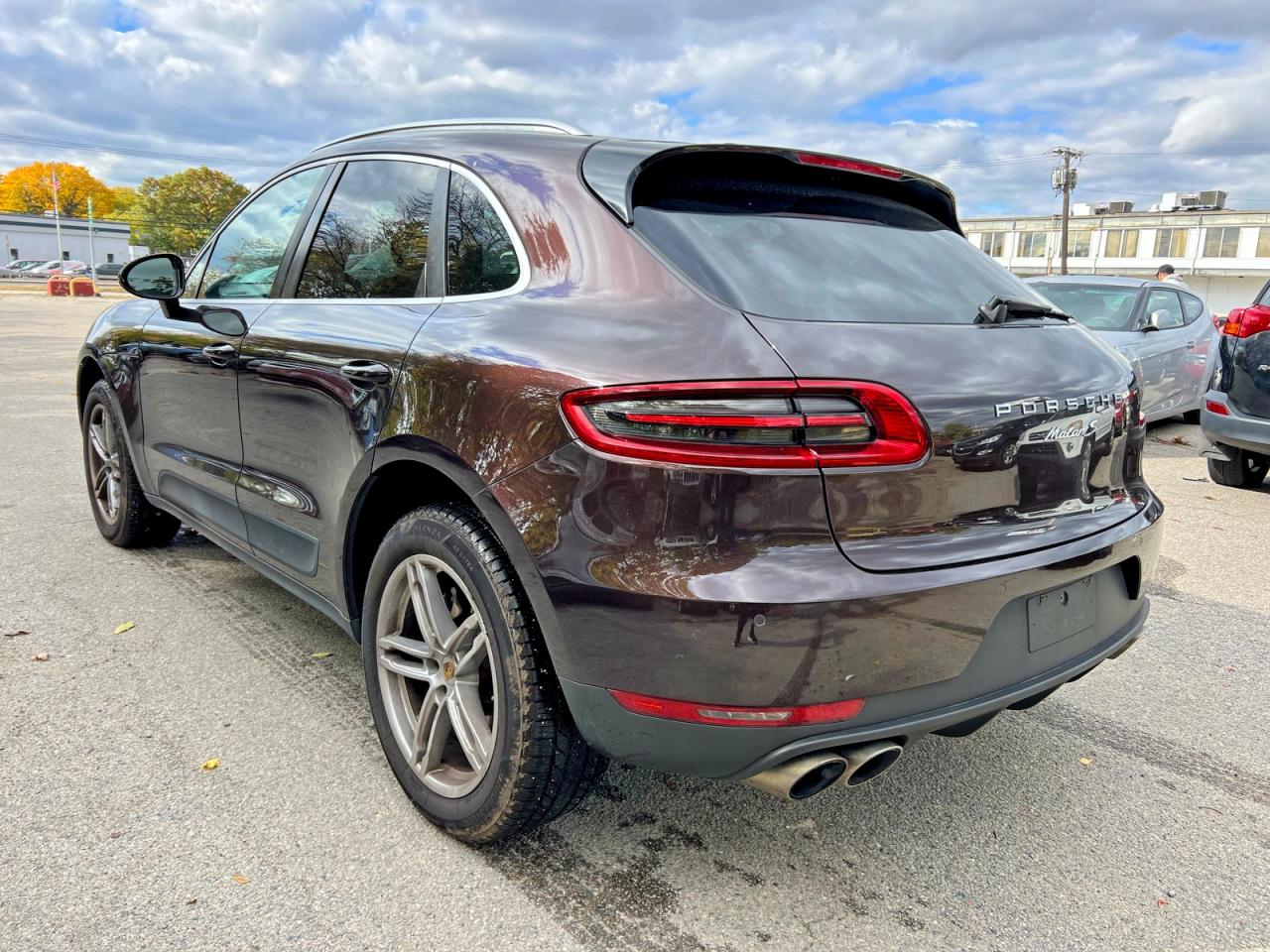 2015 Porsche Macan S Brown vin: WP1AB2A52FLB66269