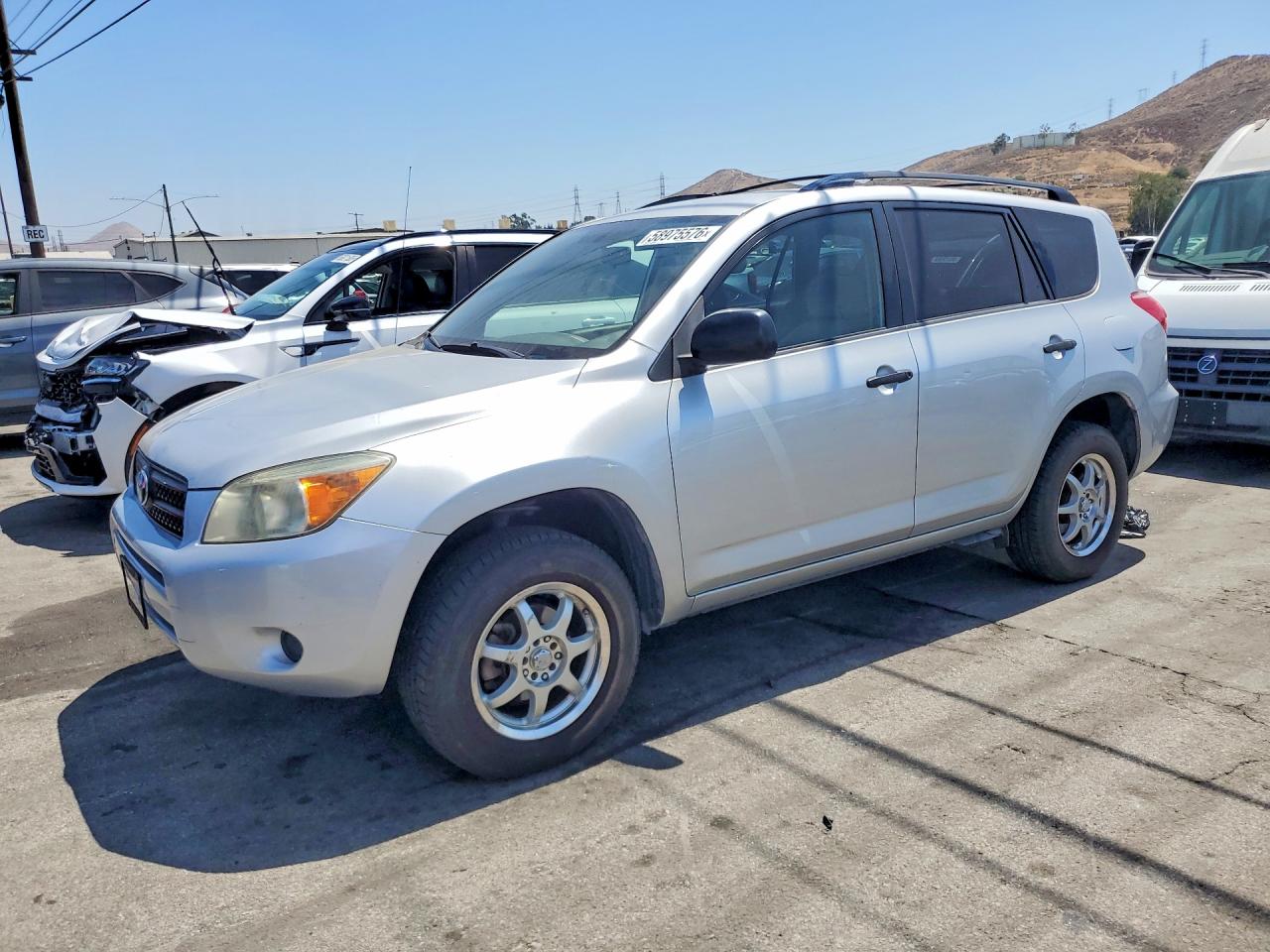 2007 Toyota Rav4 Base Silver vin: JTMZD33V275038587
