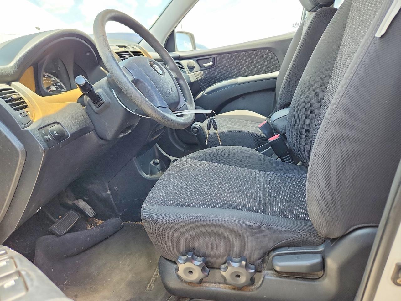 2006 Kia Sportage Lx White vin: KNDJF724667198241