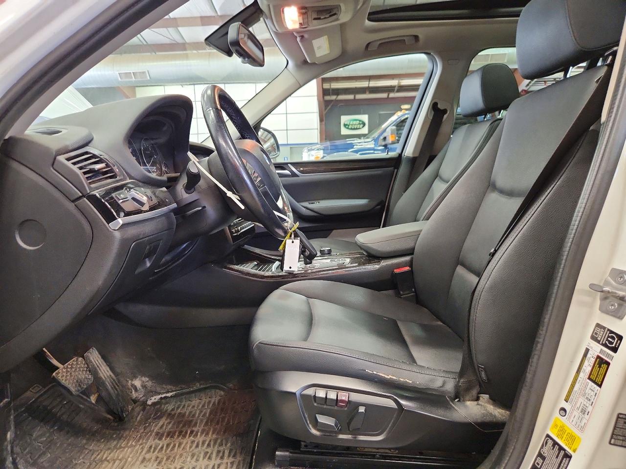 2015 Bmw X3 White vin: 5UXWY3C57F0E95559