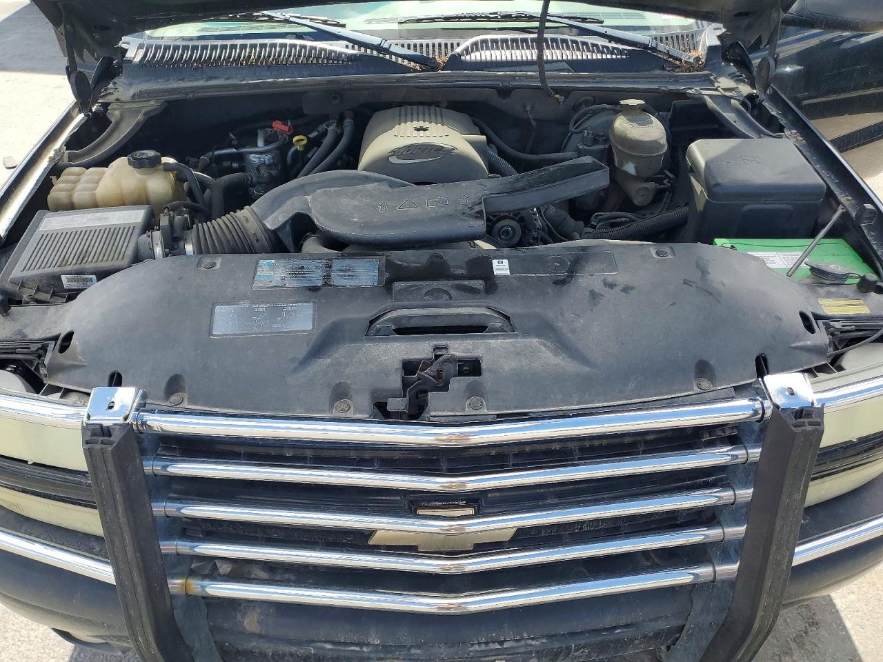 2003 Chevrolet Suburban K1500 Черный vin: 3GNFK16T83G187622
