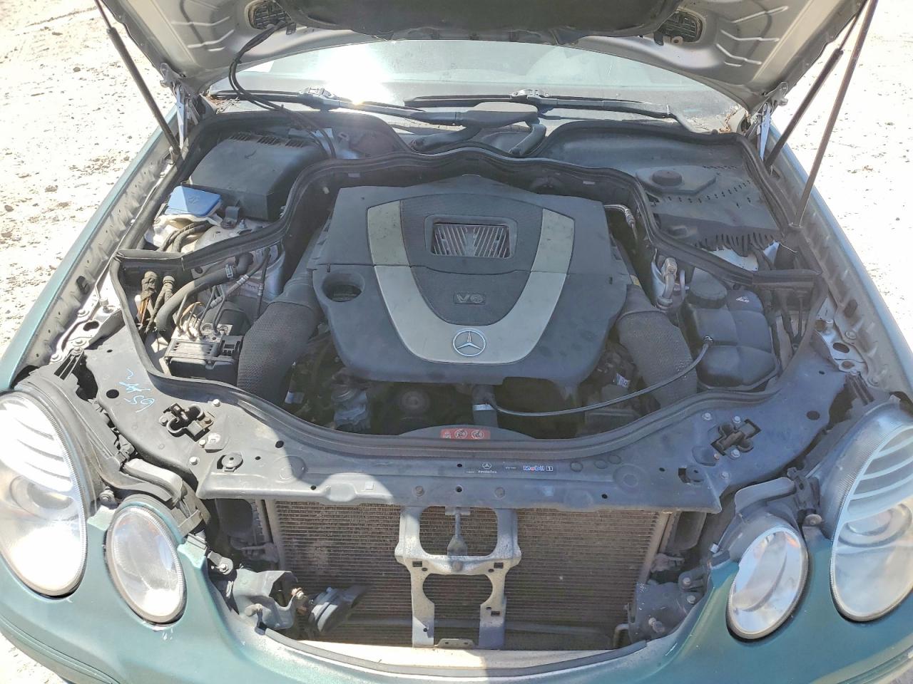2009 Mercedes-benz E 350 Зеленый vin: WDBUF56XX9B386556