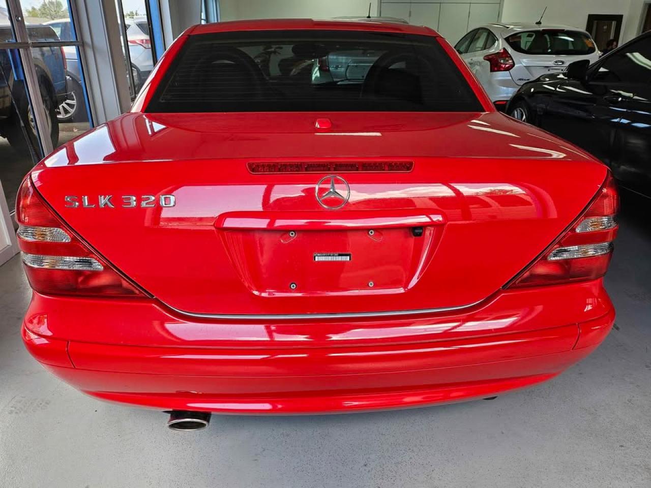 2001 Mercedes-benz Slk 320 Red vin: WDBKK65F01F181360