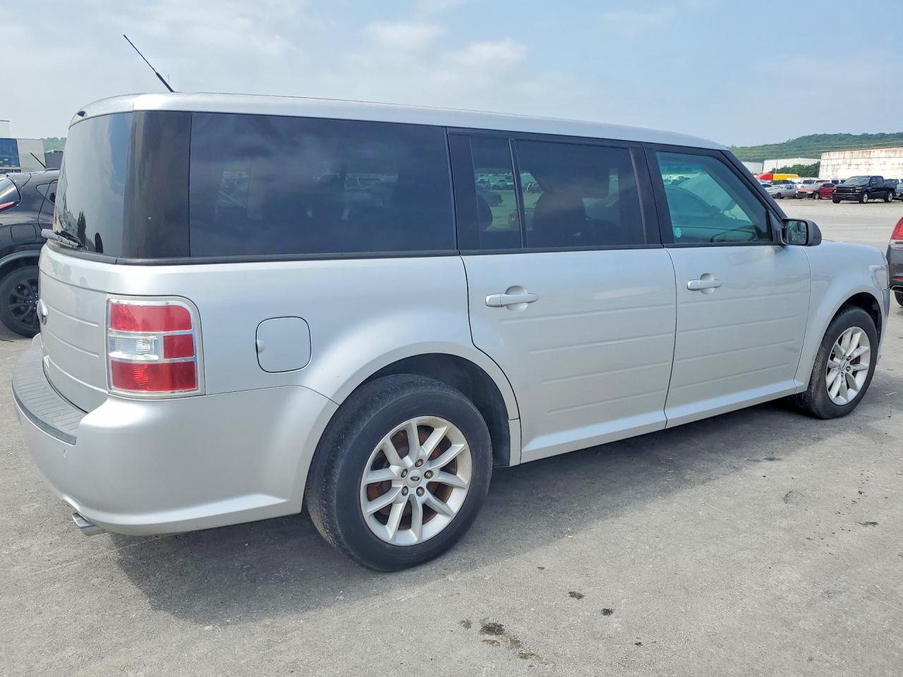 2013 Ford Flex Se Silver vin: 2FMGK5B85DBD17992