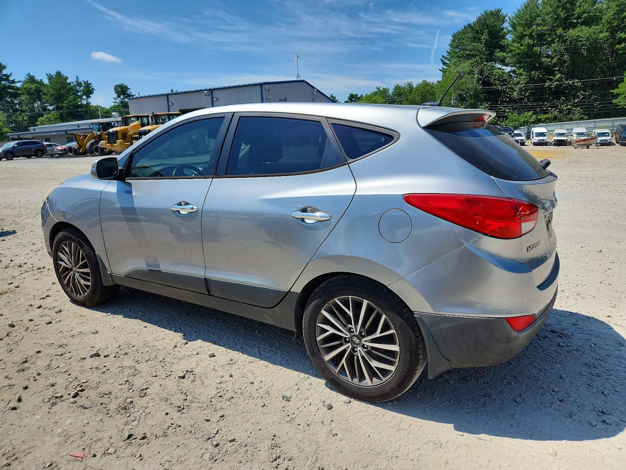 2012 Hyundai Tucson Limited Silver vin: KM8JUCAC0CU382719