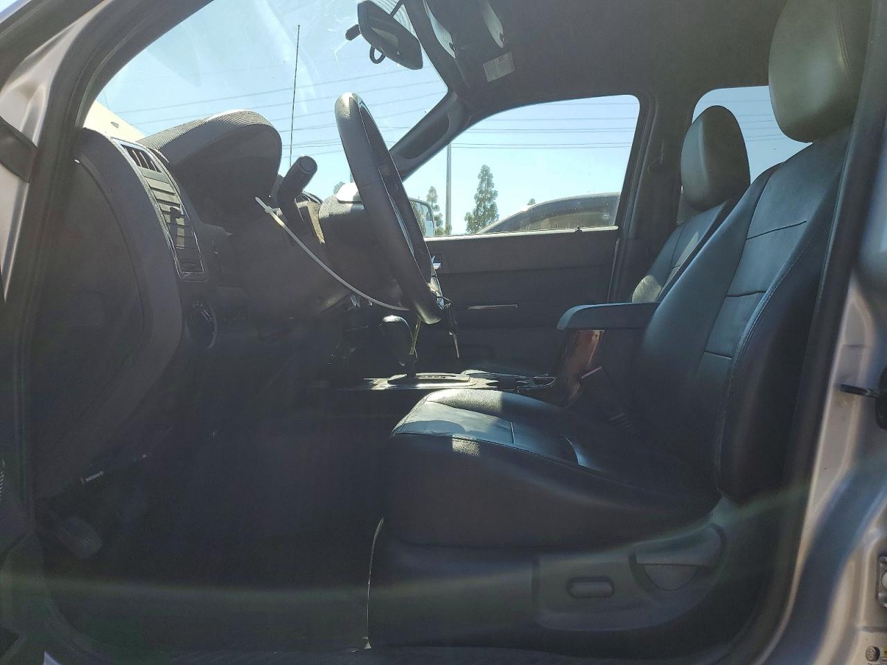 2011 Ford Escape Limited Silver vin: 1FMCU0EG2BKA69122
