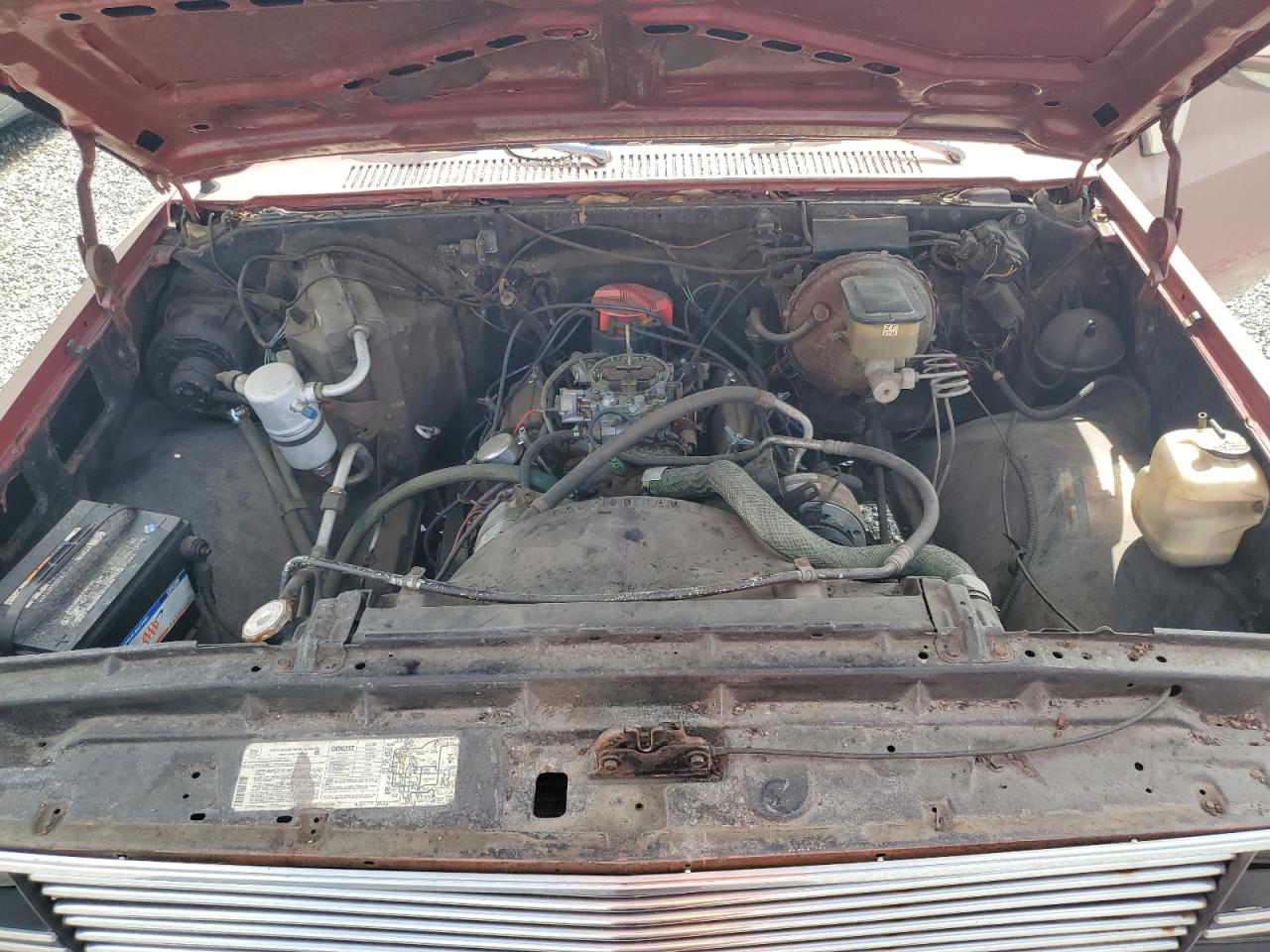 1984 Chevrolet C10 Red vin: 2GCDC14H9E1123421