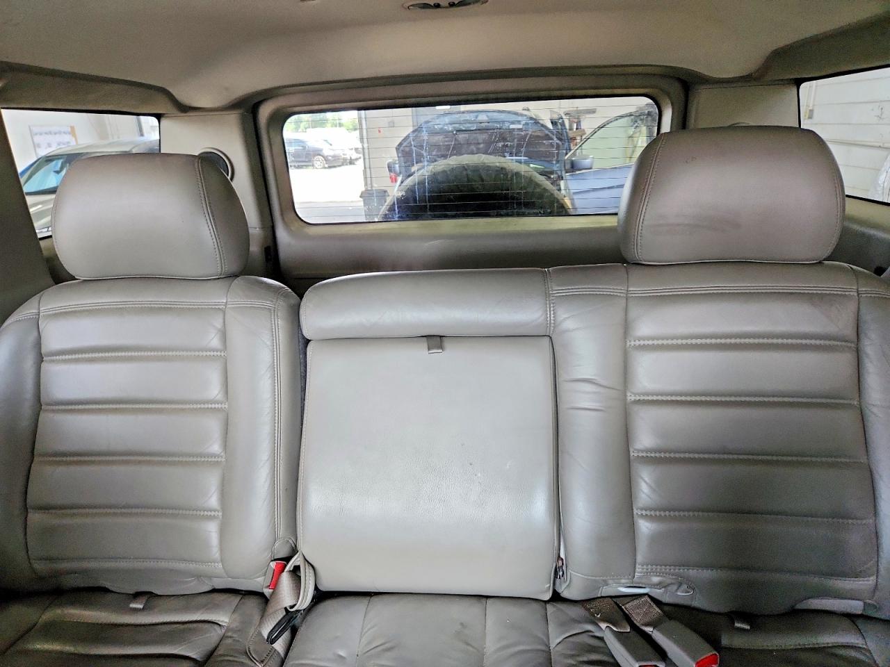 2003 Hummer H2 Green vin: 5GRGN23U83H145186