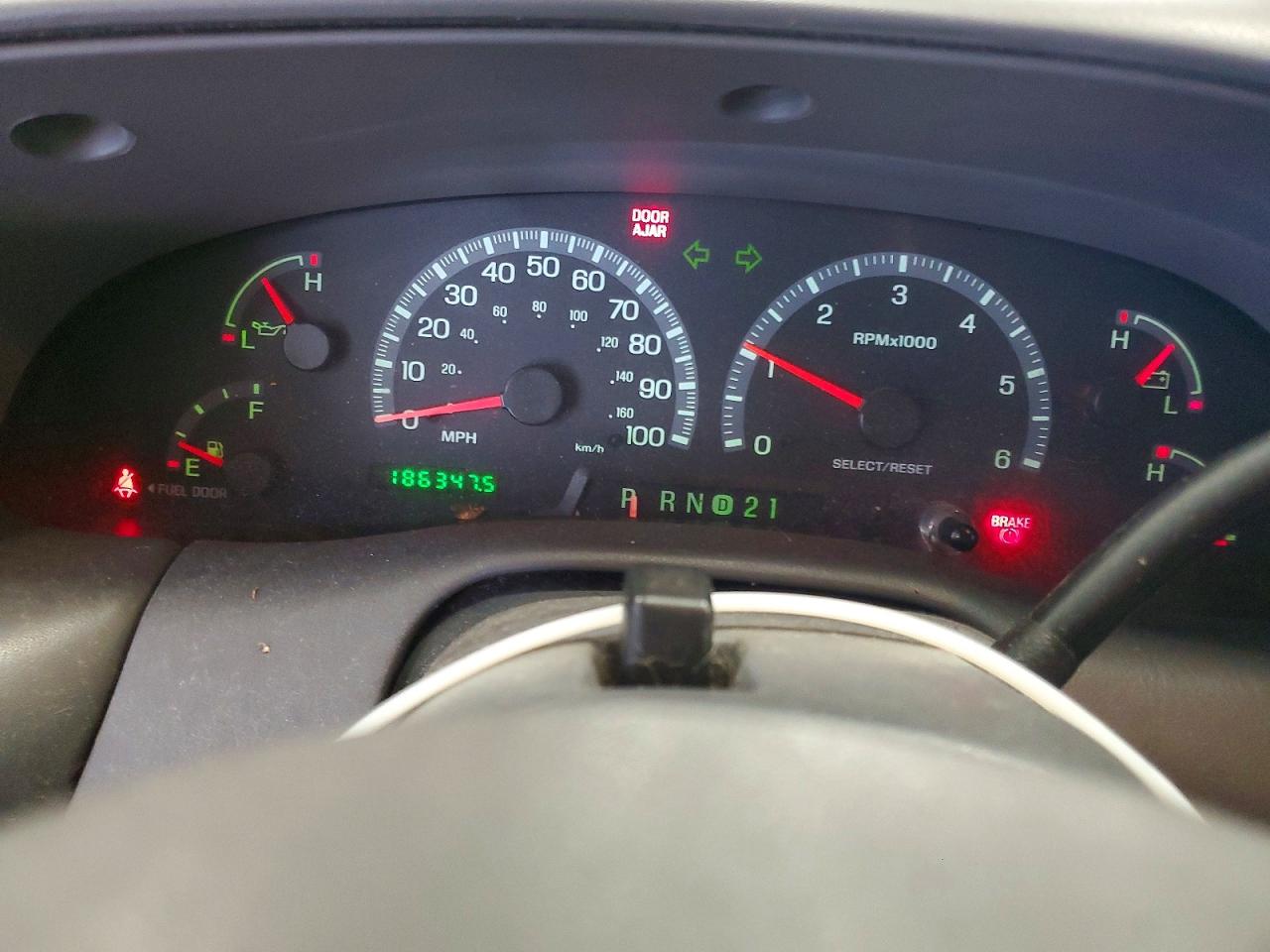 2002 Ford F150 Silver vin: 1FTRX18L02NC10062