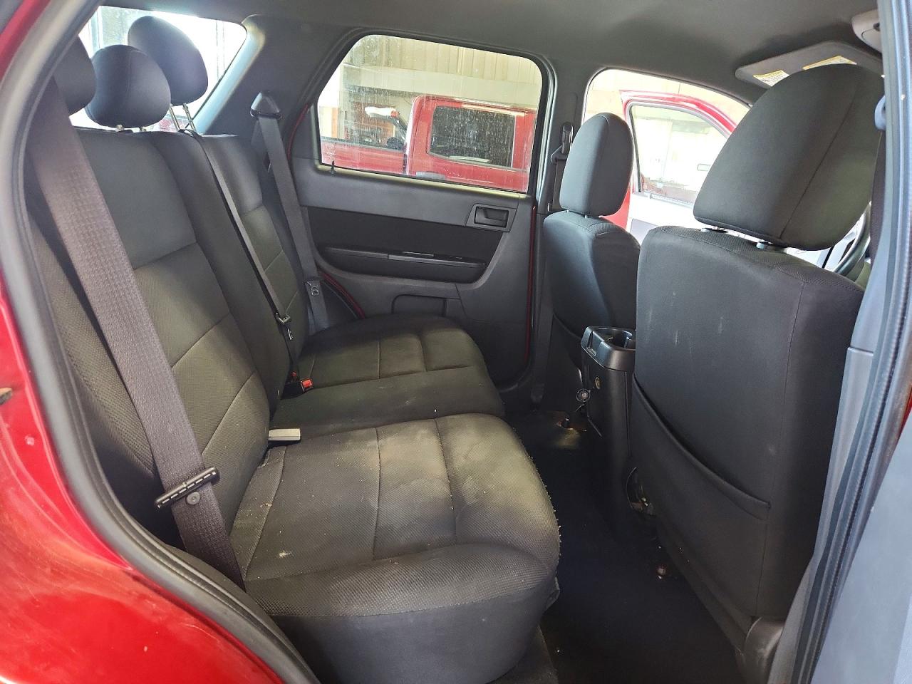 2009 Ford Escape Xlt Red vin: 1FMCU93G59KB01739