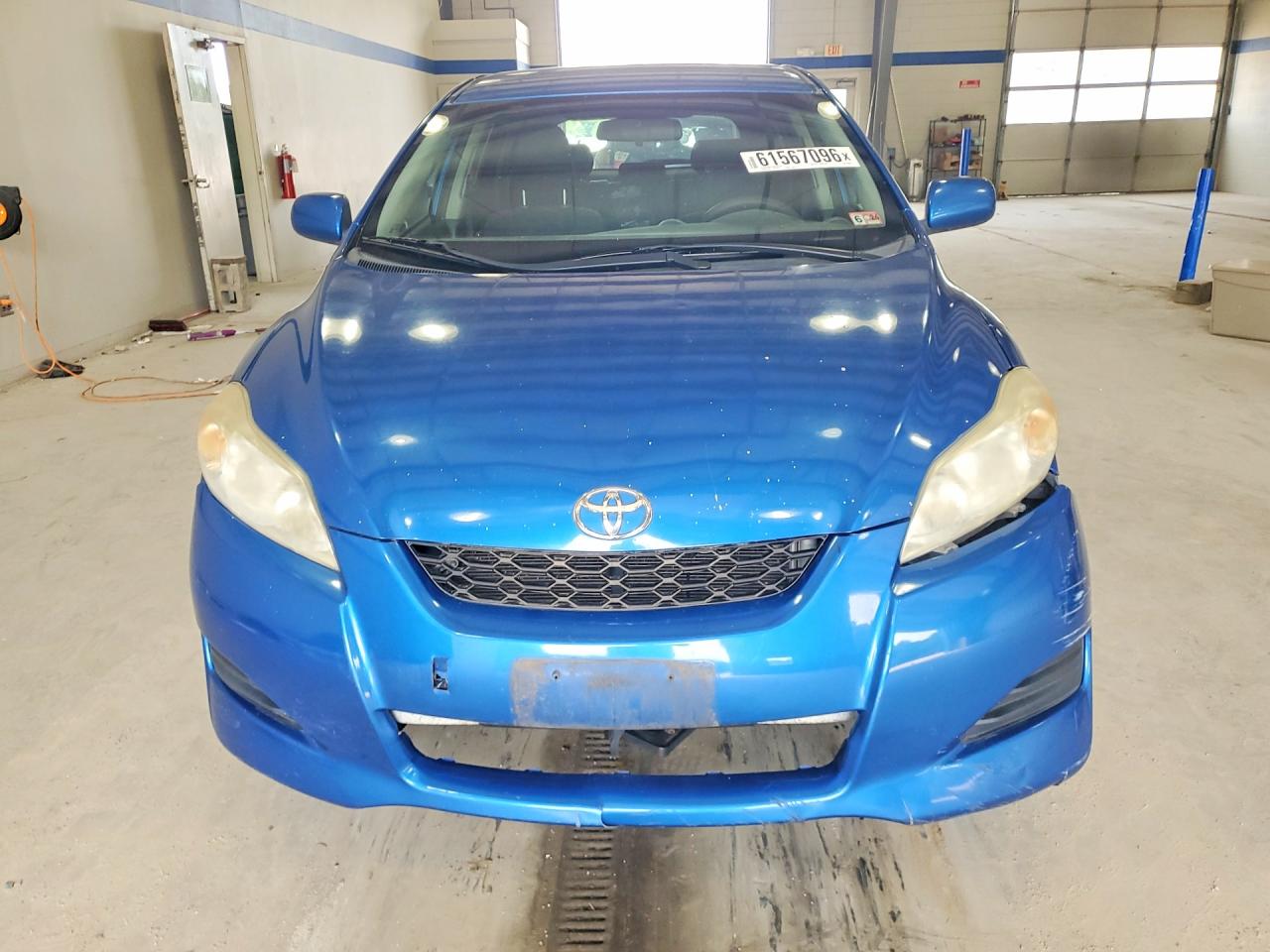 2009 Toyota Matrix Base Blue vin: 2T1KU40E49C038902