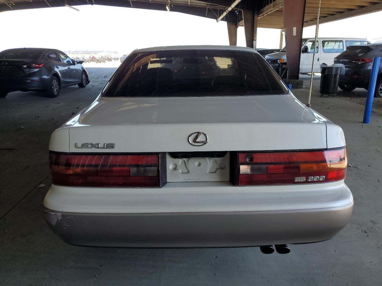 1992 Lexus Es 300 White vin: JT8VK13TXN0075175