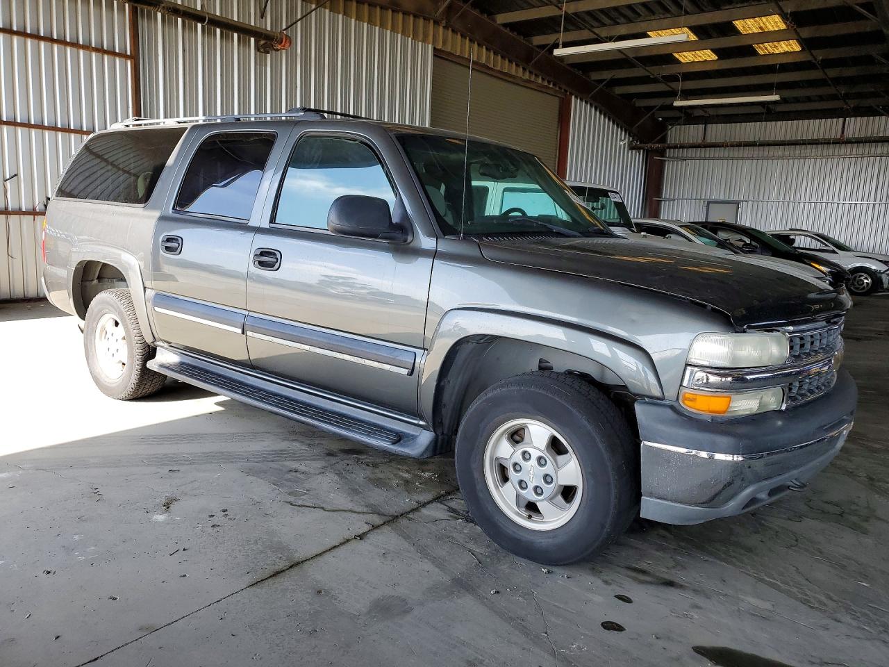 2001 Chevrolet Suburban K1500 Gray vin: 3GNFK16T21G262098