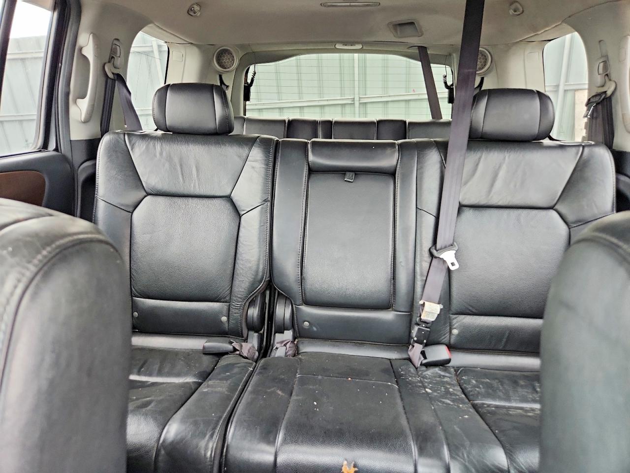2010 Honda Pilot Touring Gray vin: 5FNYF4H94AB503805