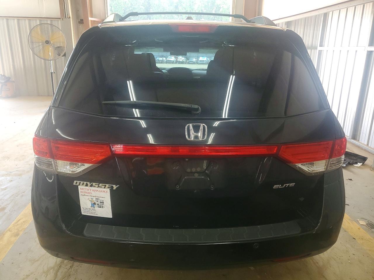2014 Honda Odyssey Touring Black vin: 5FNRL5H91EB008342