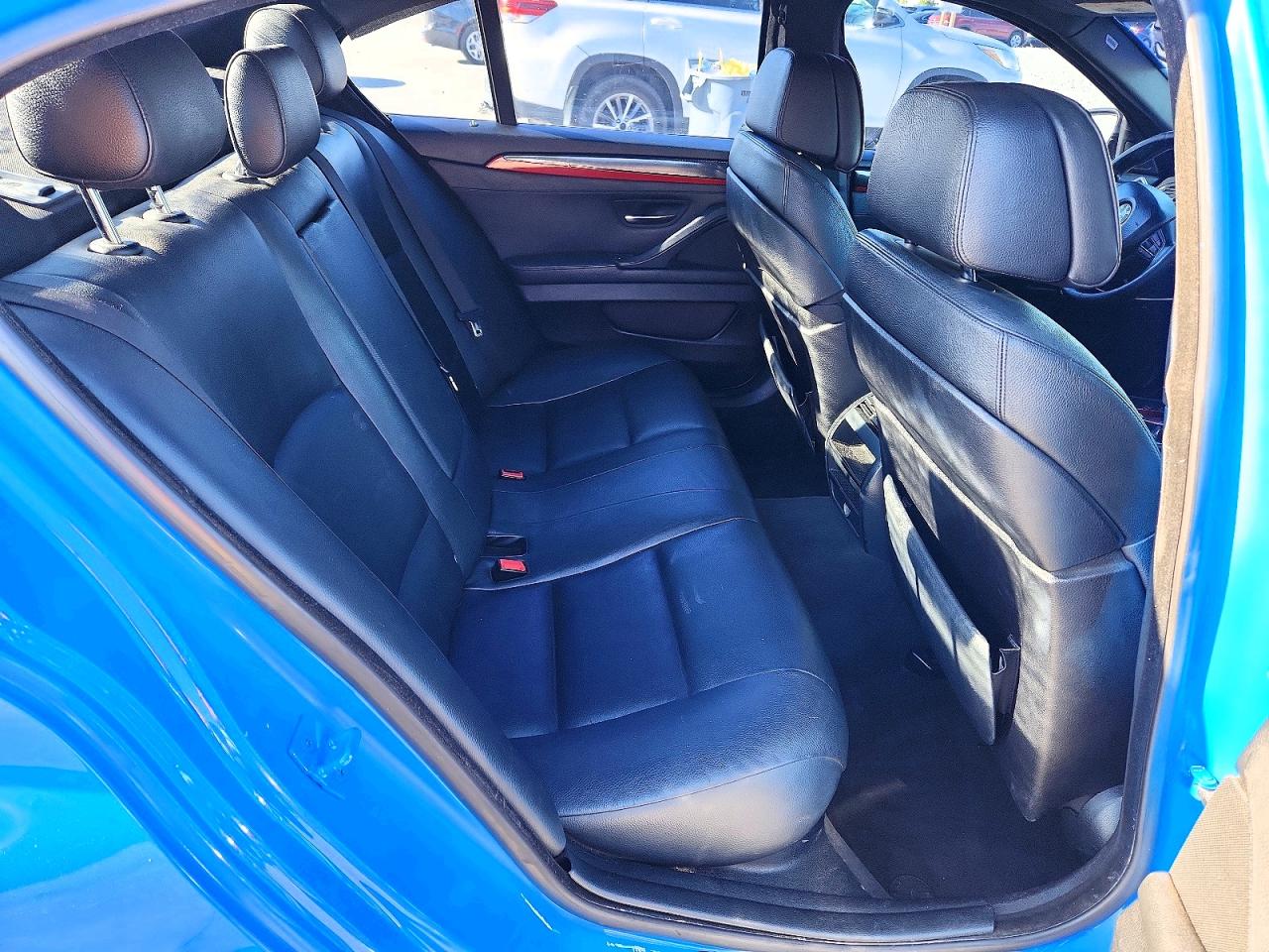 2012 Bmw 550 I Blue vin: WBAFR9C58CDV58264