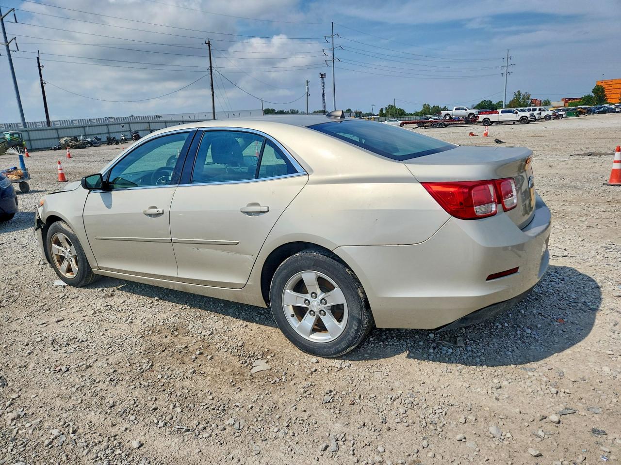 2013 Chevrolet Malibu Ls Желто-коричневый vin: 1G11B5SA0DF260217