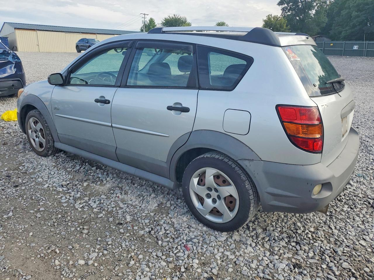 2008 Pontiac Vibe Silver vin: 5Y2SL65838Z404435