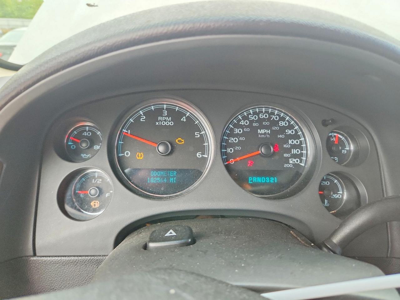2007 Chevrolet Tahoe K1500 Silver vin: 1GNFK13047R210846