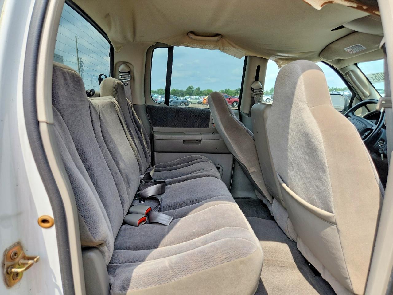 2002 Dodge Dakota Quad Slt White vin: 1B7HL48N82S625951