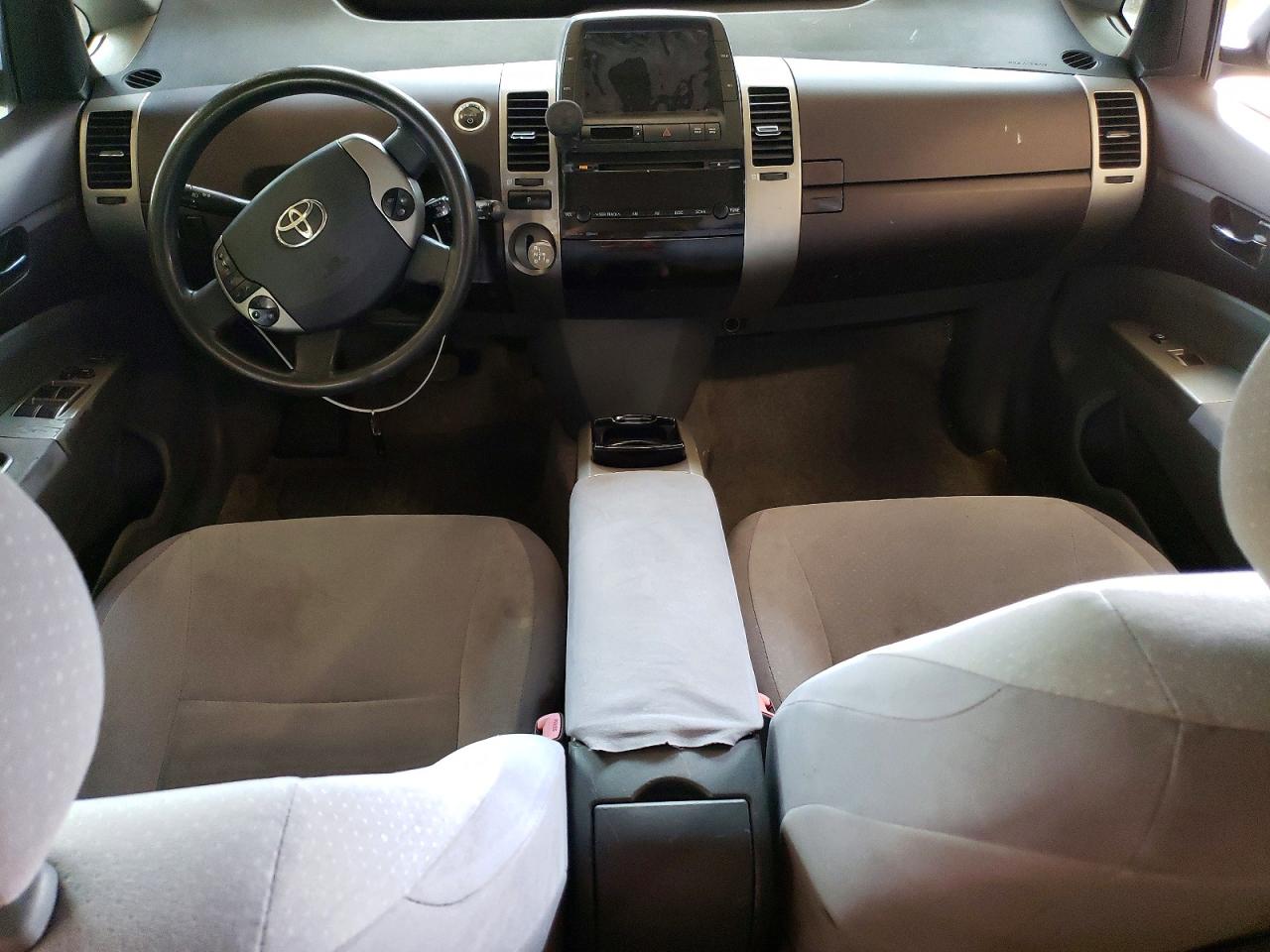 2005 Toyota Prius Base Черный vin: JTDKB20U153050235