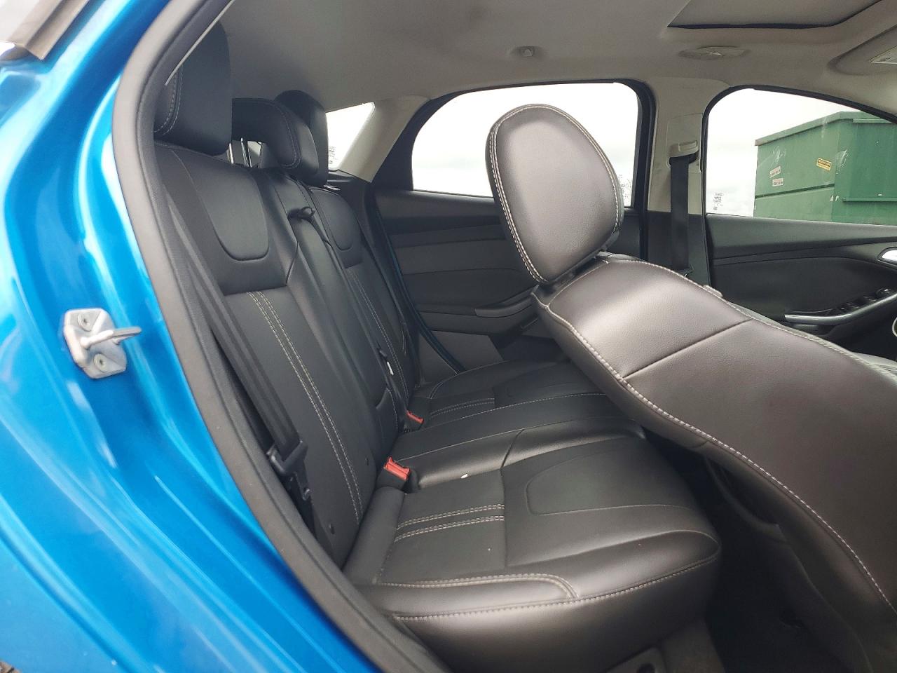 2014 Ford Focus Titanium Синий vin: 1FADP3N28EL174421