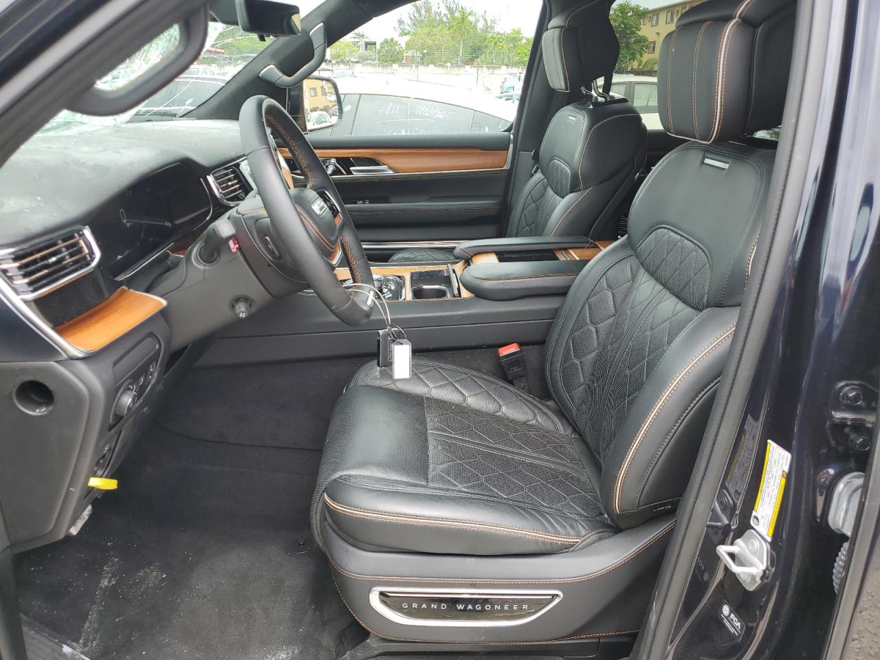 2024 Jeep Grand Wagoneer L Series Iii   Black vin: 1C4SJSGP1RS183821
