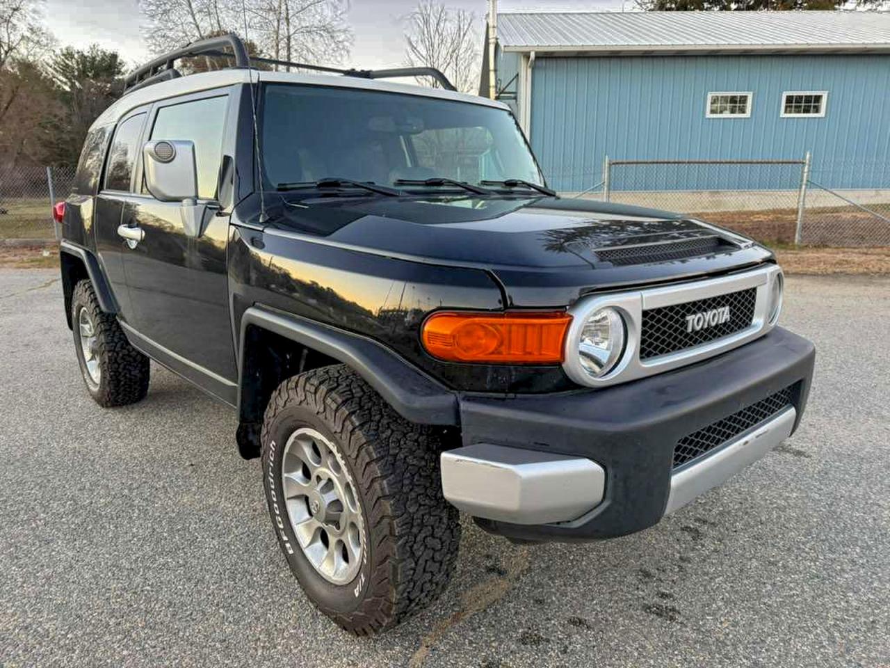 2013 Toyota Fj Cruiser Black vin: JTEBU4BF5DK159804