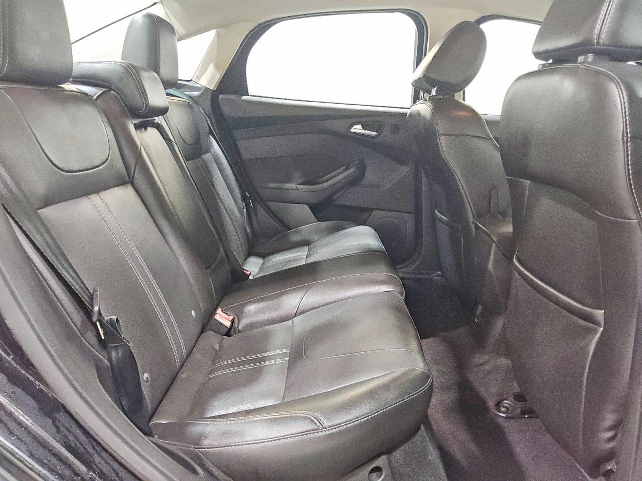 2014 Ford Focus Titanium Black vin: 1FADP3J29EL104156