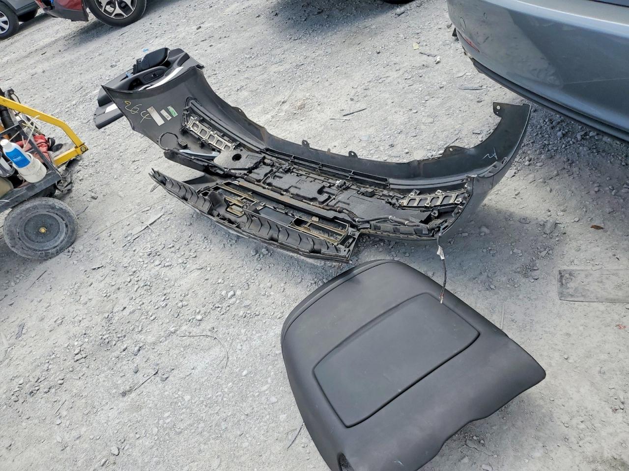 2015 Hyundai Genesis 3.8l Серый vin: KMHGN4JE7FU047671