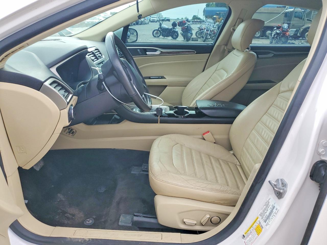 2014 Ford Fusion Se White vin: 3FA6P0HD8ER298548
